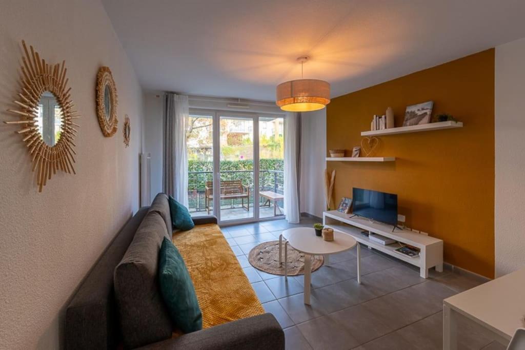 L'Oeil De Tigre Apartment โคโลมิเยร์ส ภายนอก รูปภาพ
