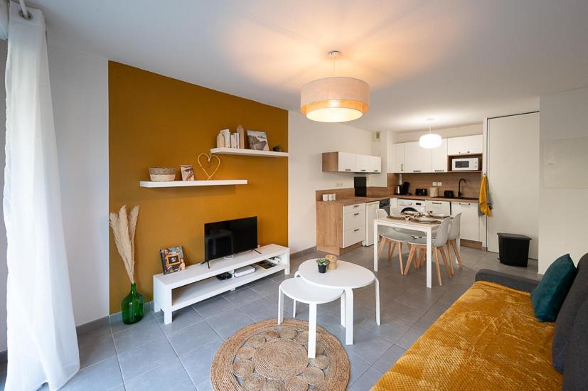 L'Oeil De Tigre Apartment โคโลมิเยร์ส ภายนอก รูปภาพ